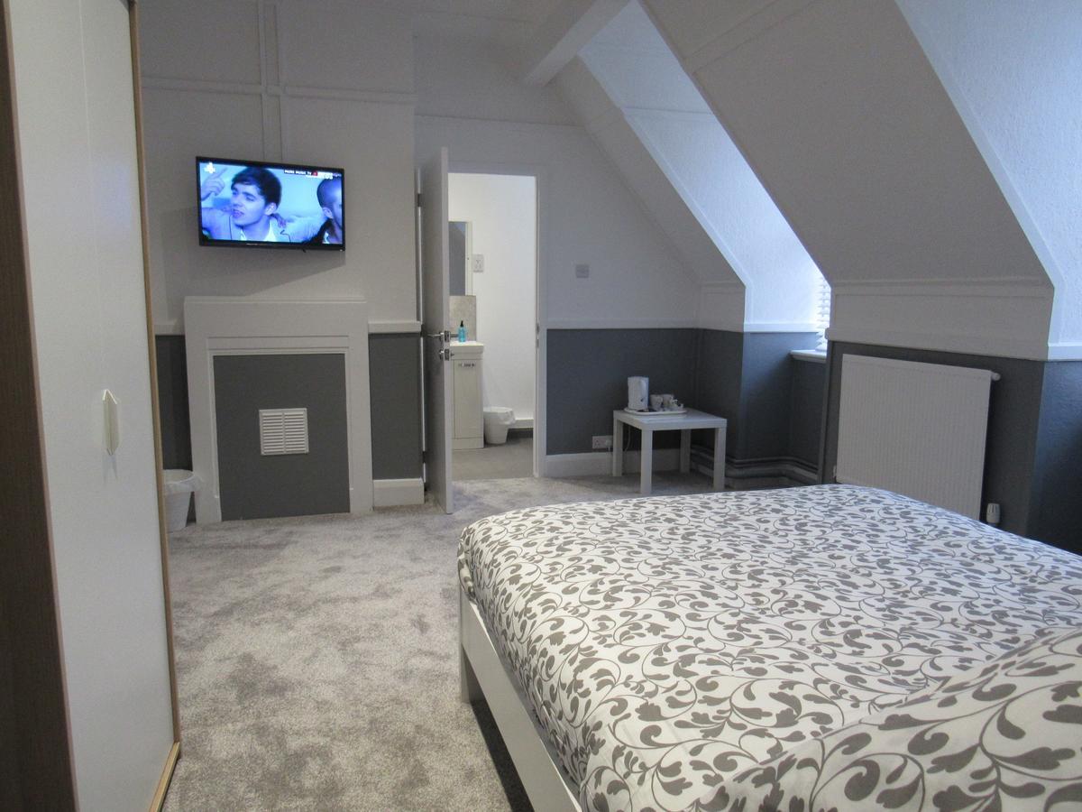 Pear Tree Inn Welwyn Garden City Bagian luar foto