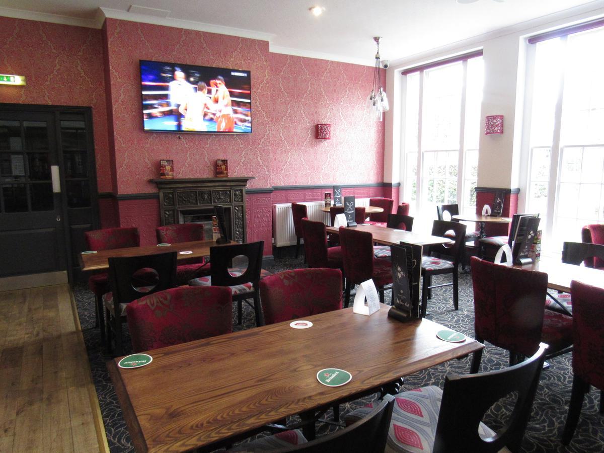 Pear Tree Inn Welwyn Garden City Bagian luar foto