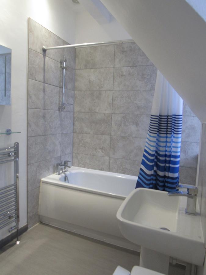 Pear Tree Inn Welwyn Garden City Bagian luar foto