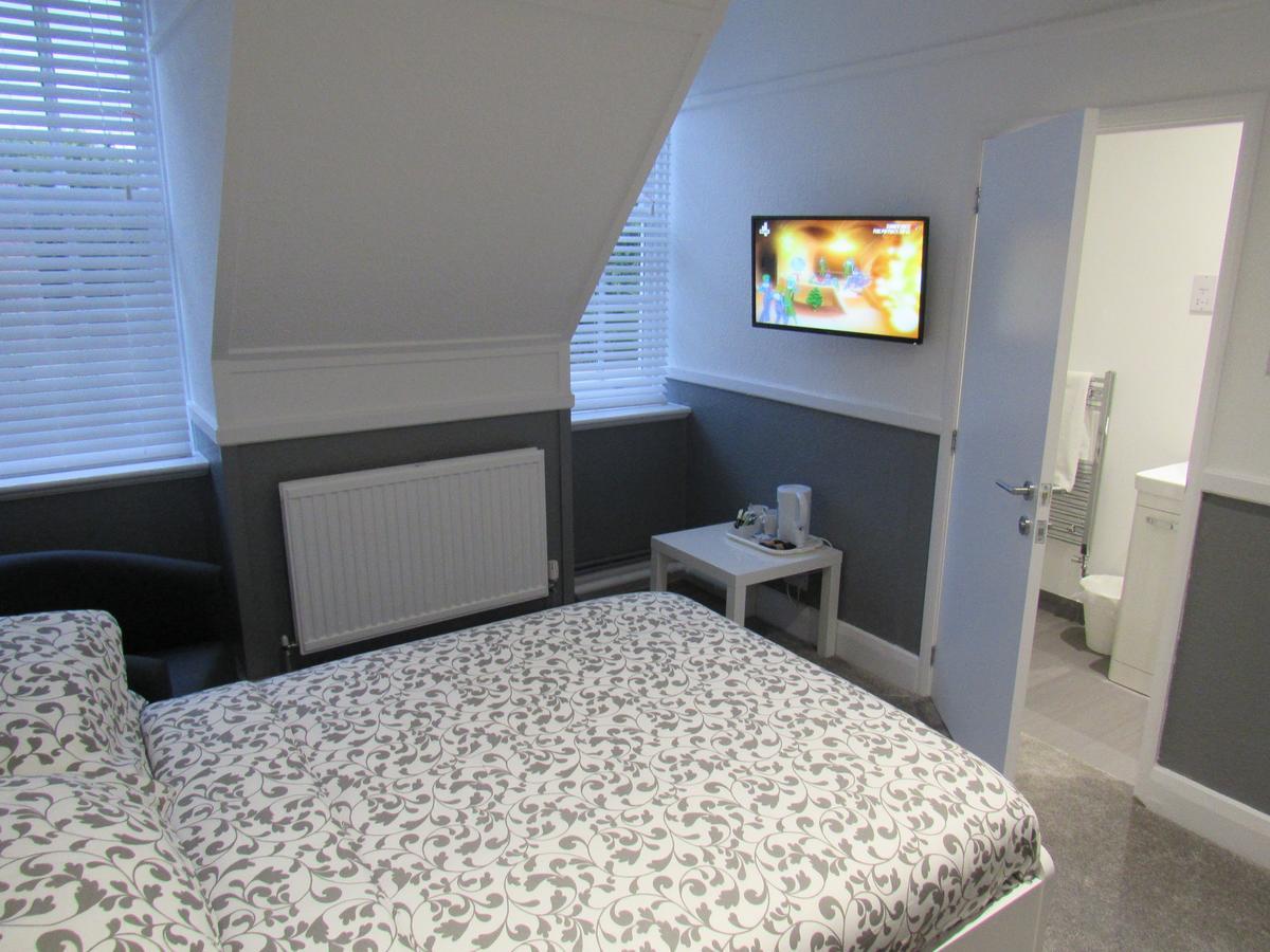 Pear Tree Inn Welwyn Garden City Bagian luar foto